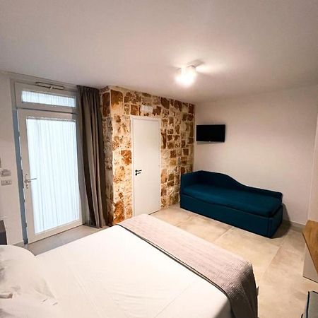 Bed and Breakfast Olea Relais Конверсано Екстер'єр фото