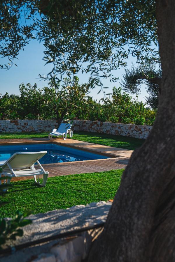 Bed and Breakfast Olea Relais Конверсано Екстер'єр фото